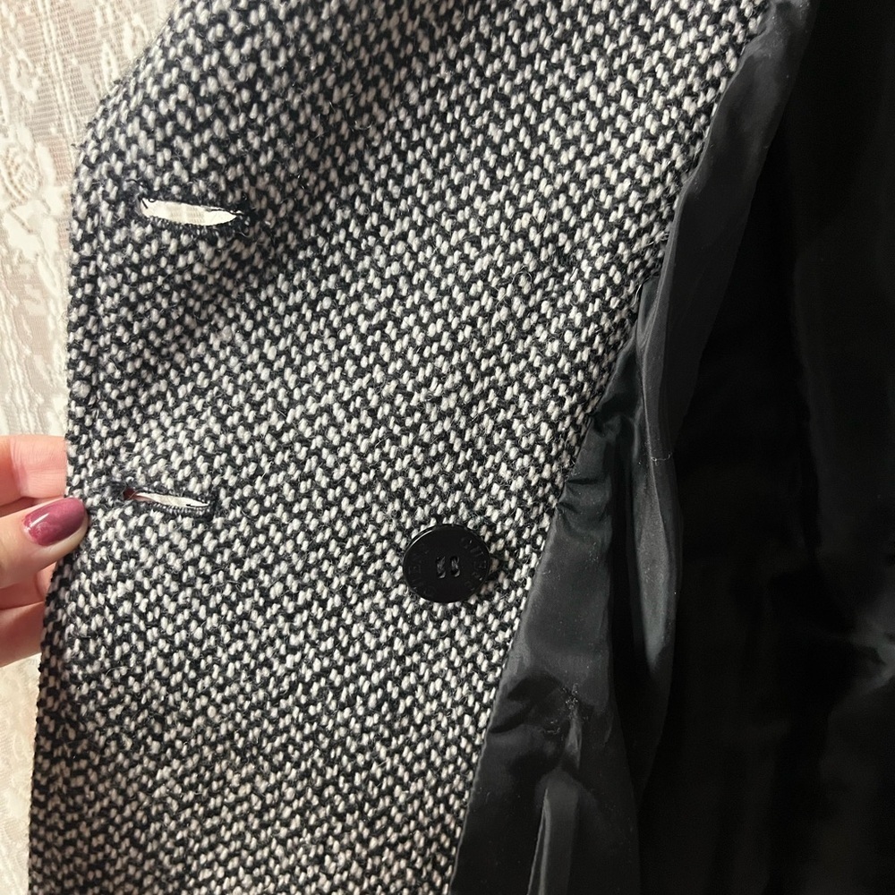 GUESS Women's Tweed Wool Blend Double-breasted Peacoat (025) - Picture 6 of 11